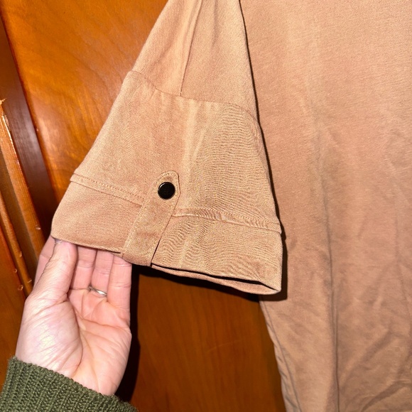 Casual Soft Brown Rolled-Sleeve Pocket Tee - Picture 2 of 2